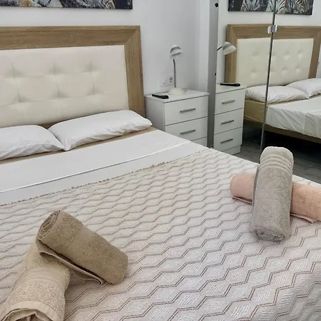 San Eugenio Charming Renovated Tenerife Appartement *